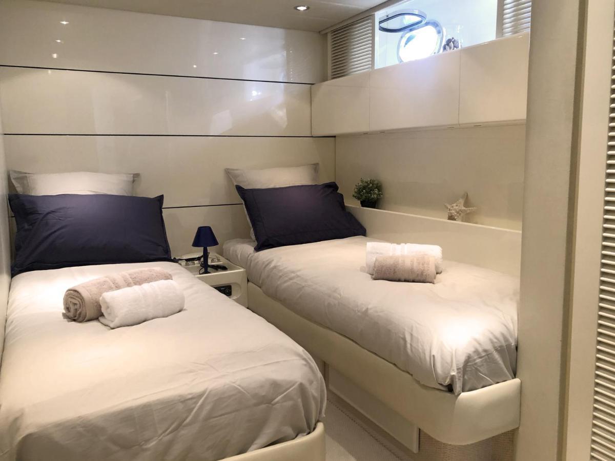 Home Sweet Boat - Chambres D'Hotes Empuriabrava Zewnętrze zdjęcie