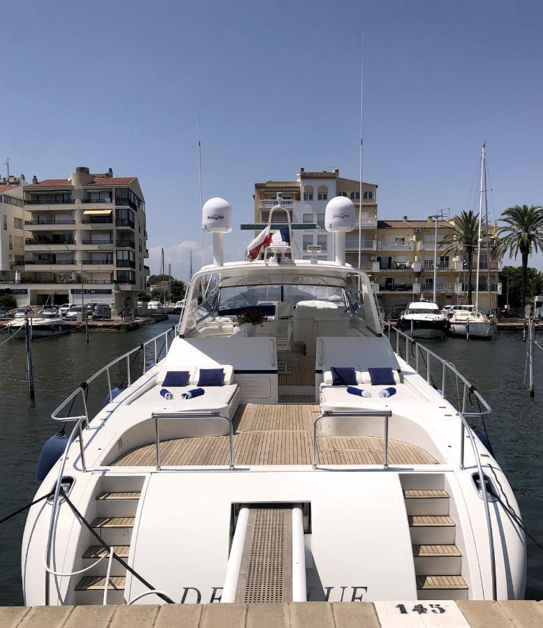 Home Sweet Boat - Chambres D'Hotes Empuriabrava Zewnętrze zdjęcie